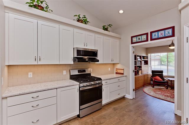Building Photo - 2071 Stagecoach Ct