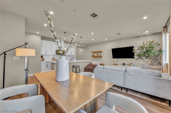 Building Photo - 11898 Vector Ray Ave