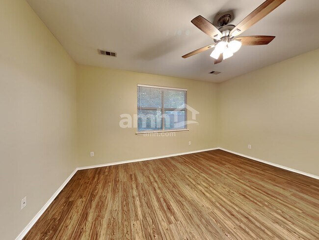 Building Photo - 3841 Chimney Rock Dr