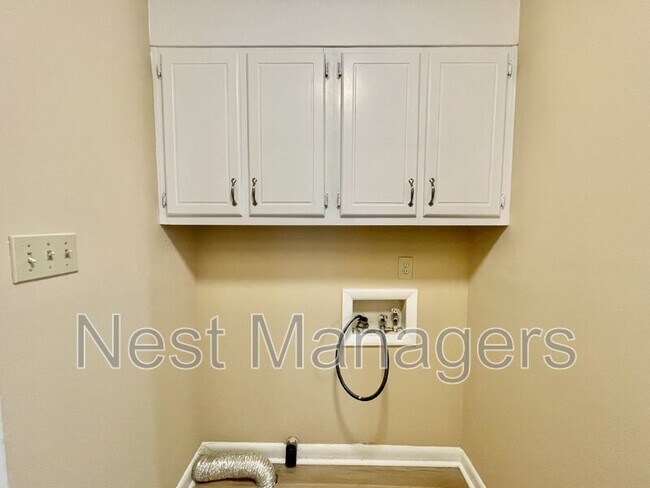 Building Photo - 5967 Lake Trail Dr