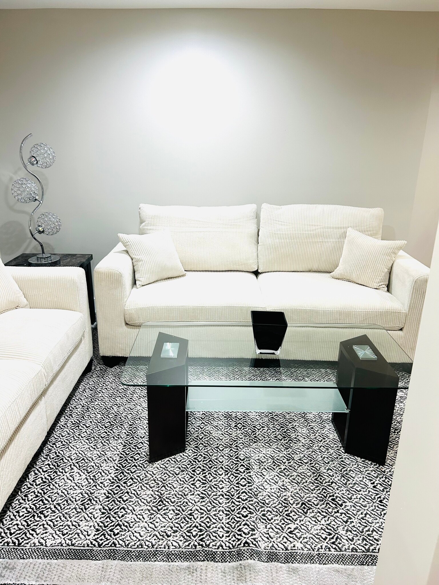 Living room - 1516 Hamilton St NW