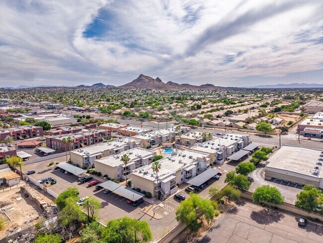 Building Photo - 16635 N Cave Creek Rd
