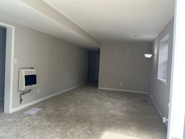Building Photo - 1680 Sleepy Hollow Rd NW