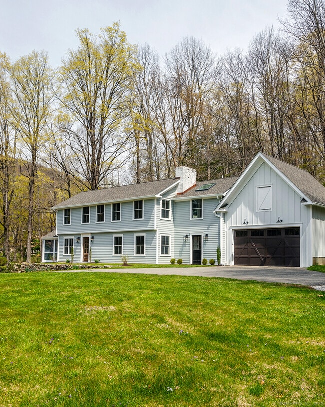 Primary Photo - 60 Macedonia Brook Rd