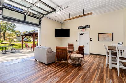 Building Photo - 2101 Orchard Rd