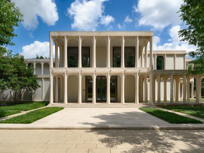Building Photo - 10210 Strait Ln