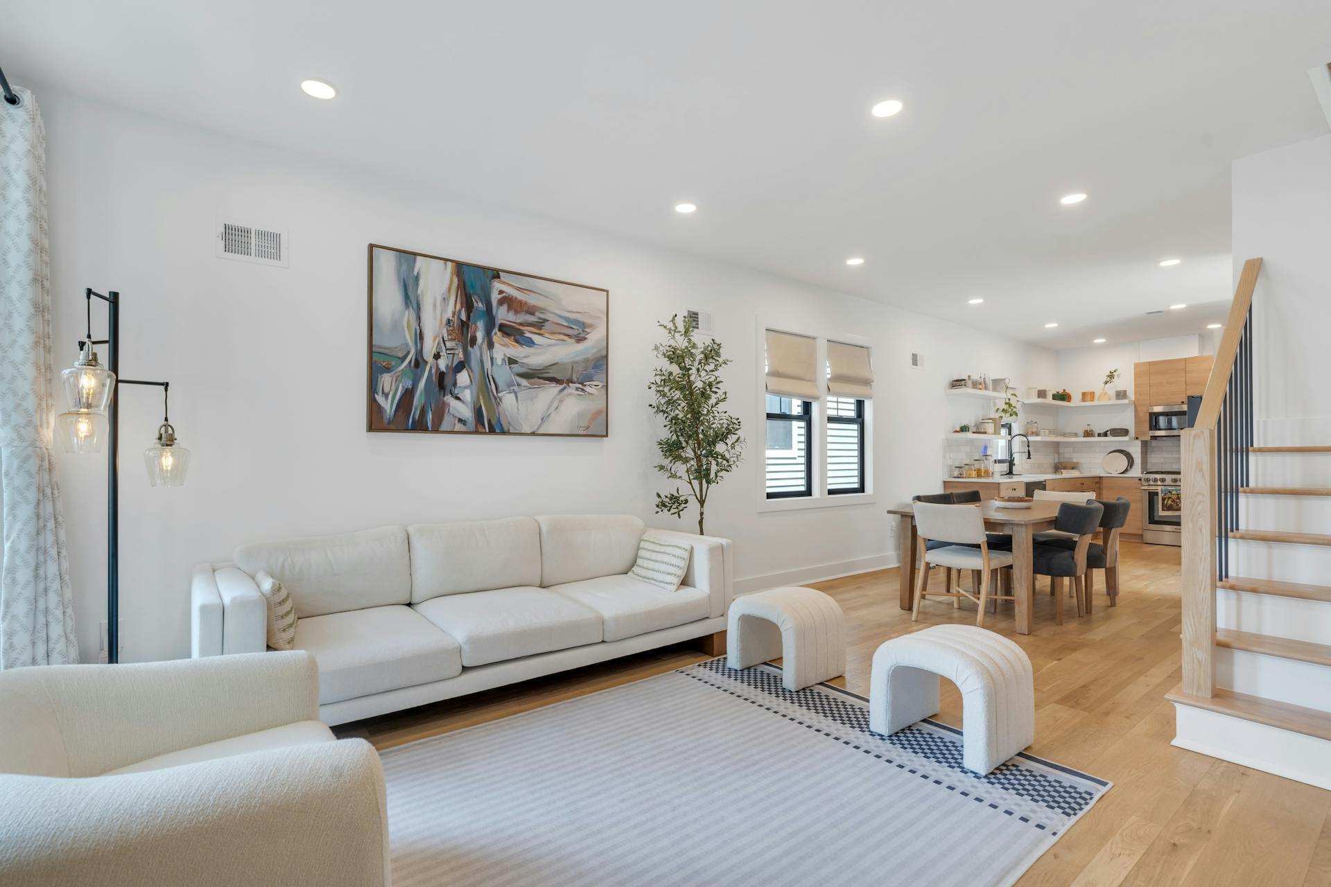 Building Photo - 71 Mission St