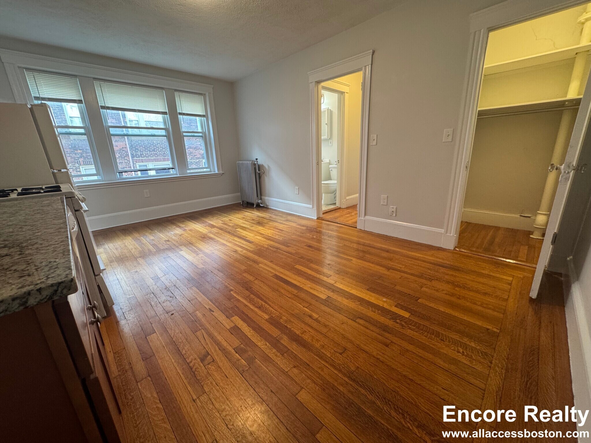 Building Photo - 1630 Commonwealth Ave