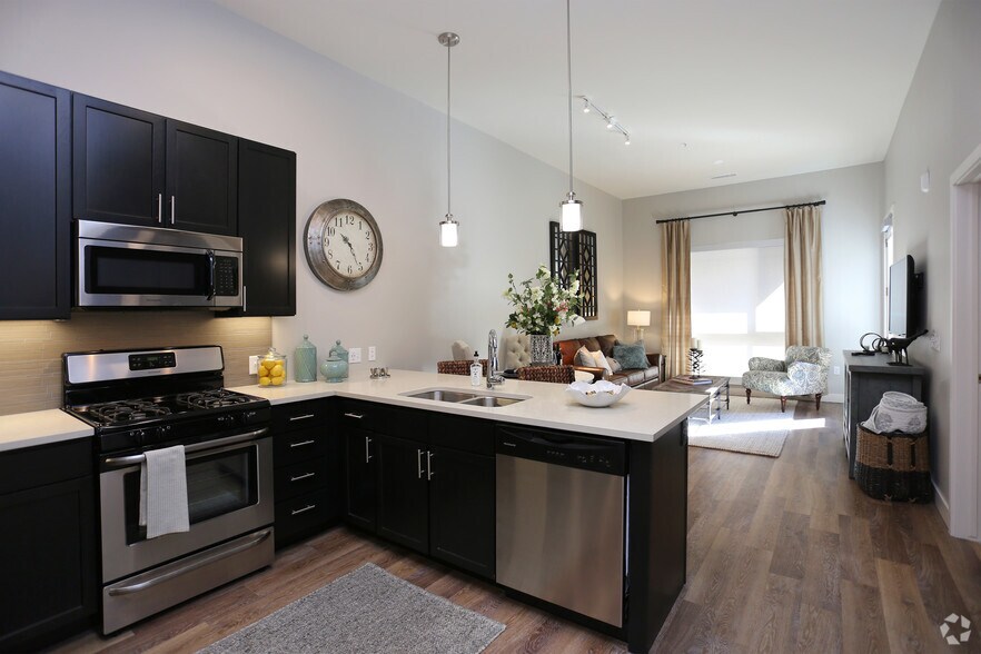 1BR, 1BA - 712 SF - Vita