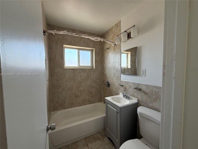Building Photo - 744 85th St