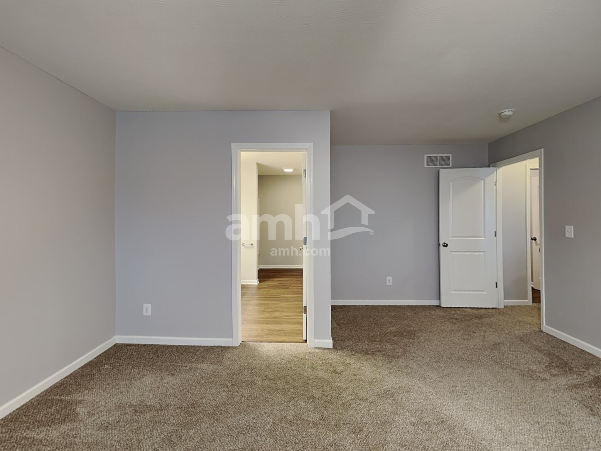 Building Photo - 5499 Lehman Meadows Dr
