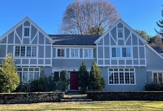 Building Photo - 1420-1426 Centre St