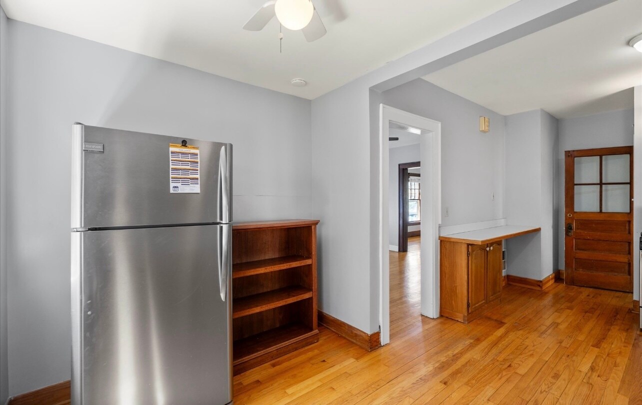 Building Photo - 114 Phelps Pl