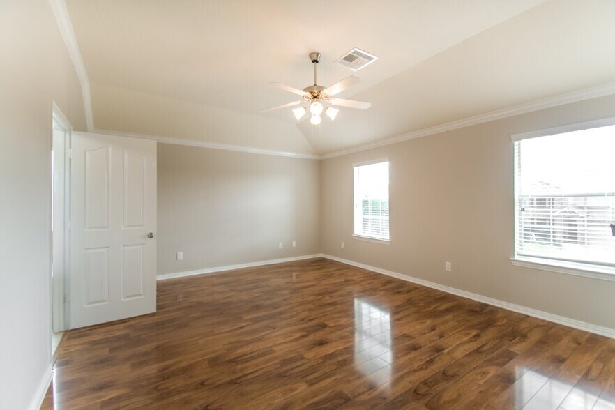 Building Photo - 10755 Ocelot Ln