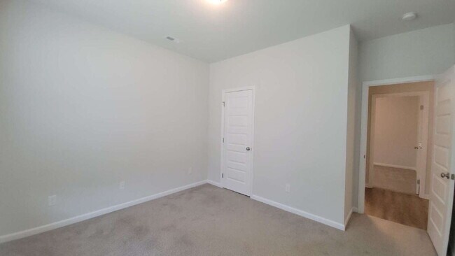 Building Photo - Huntsville Haven with Granite Elegance!" D...