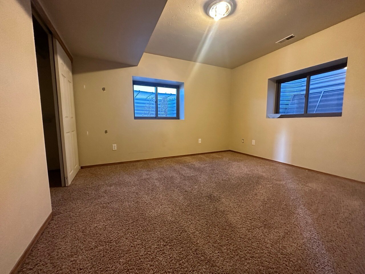 Building Photo - 6515 Last Light Ct