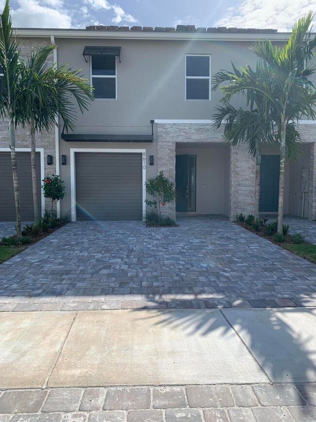 Building Photo - Via Mar Rosso, Greenacres, FL 33467 - 3 BR...