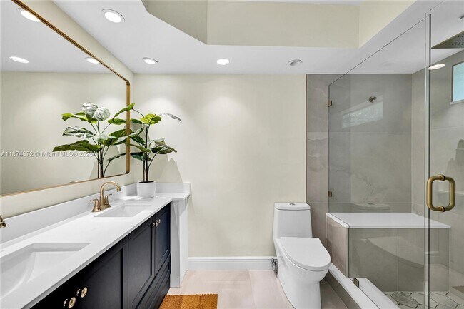 Building Photo - 5706 Guava Dr