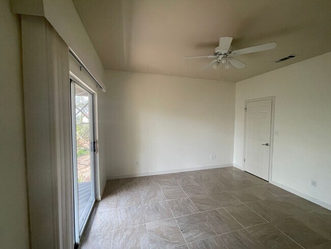 Building Photo - GORGEOUS VIEWS OF LAKE TRAVIS AT HUDSON BEND