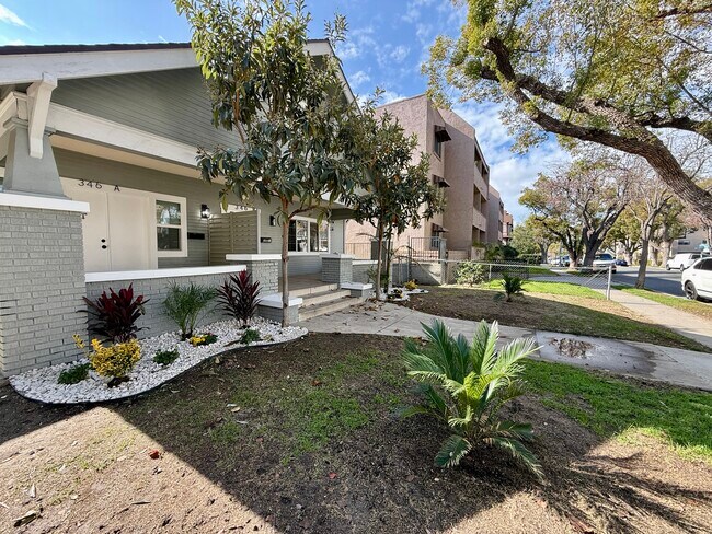Primary Photo - 346 W California Ave