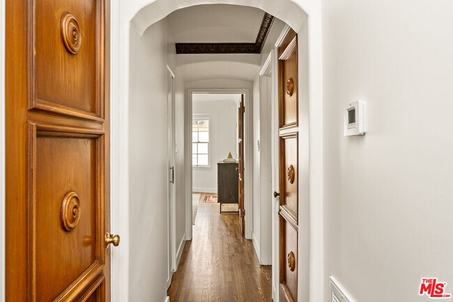 Building Photo - 3401 W 41st St