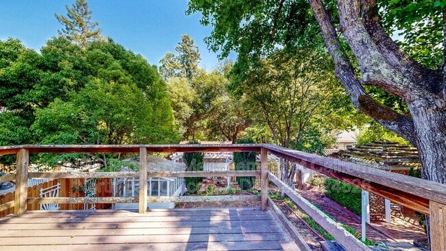 Building Photo - 7225 Bodega Ave