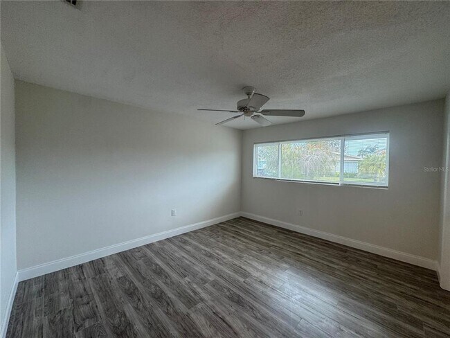 Building Photo - 535 173rd Ave