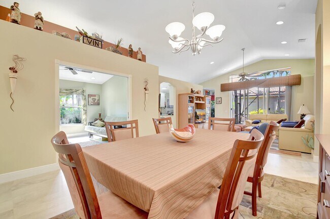 Building Photo - 9798 Casa Mar Dr