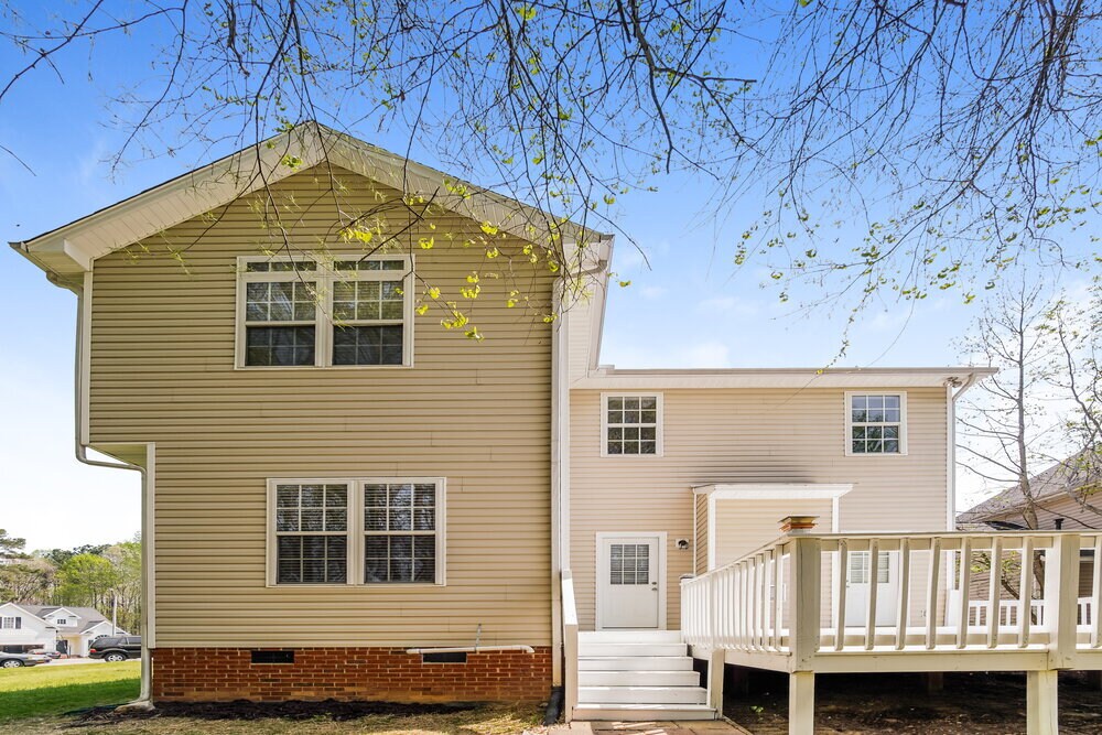 Building Photo - 2012 Winston Diamond Ct