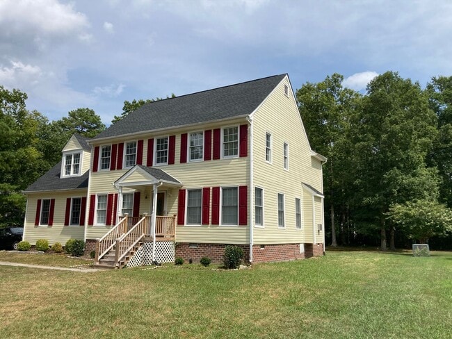 Building Photo - 5901 Tuskwillow Dr