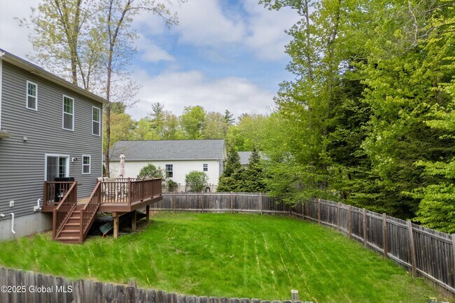Building Photo - 40 Tom Sawyer Dr