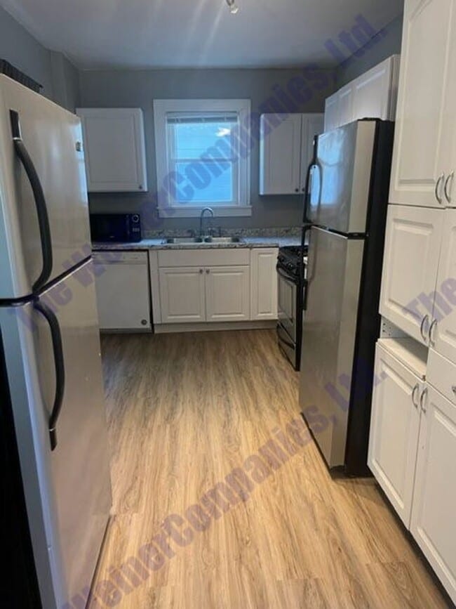 Building Photo - Available August 21st 2026!