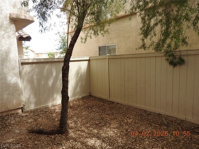 Building Photo - 906 Valetta Flat Ave