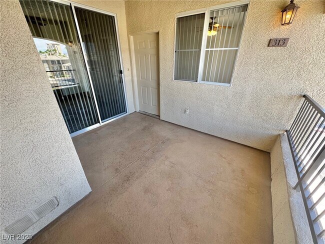 Building Photo - 7159 S Durango Dr