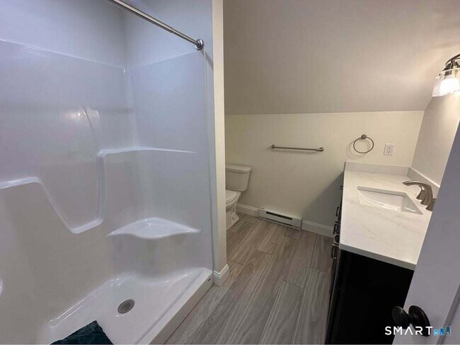 Building Photo - 309 Flanders Rd