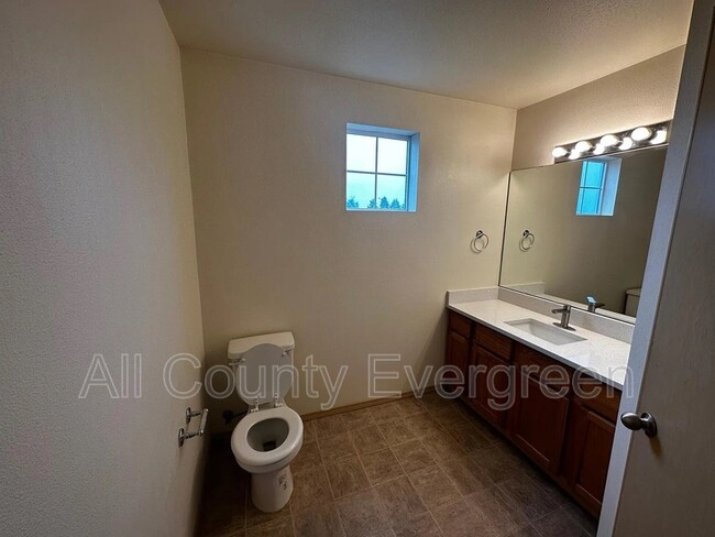 Building Photo - 3110 S 43rd St