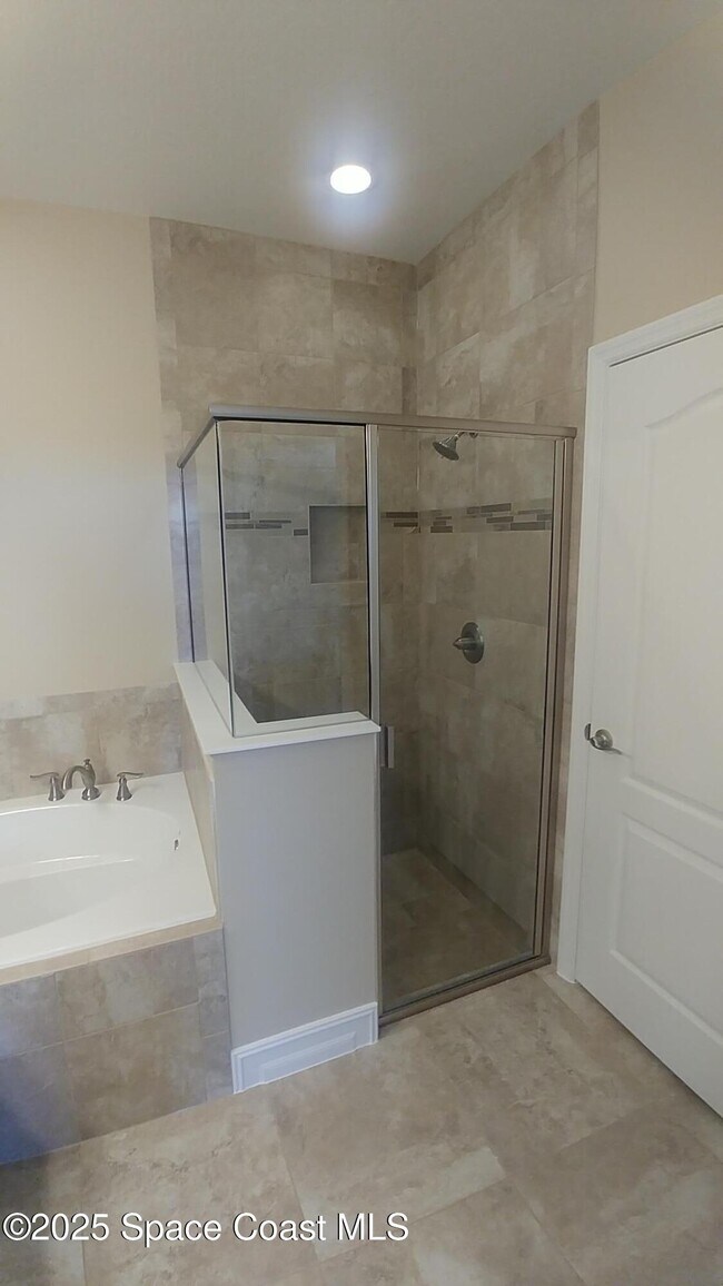 Building Photo - 2640 Ballydoyle Ln