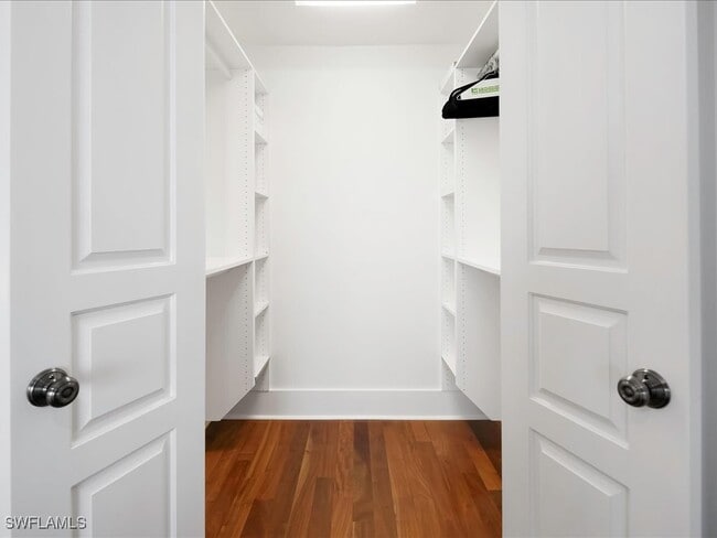 Building Photo - 2750 Gulf Shore Blvd N