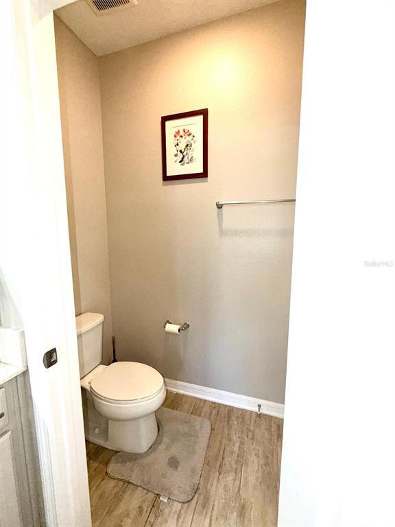 Building Photo - 204 Rustic Loop