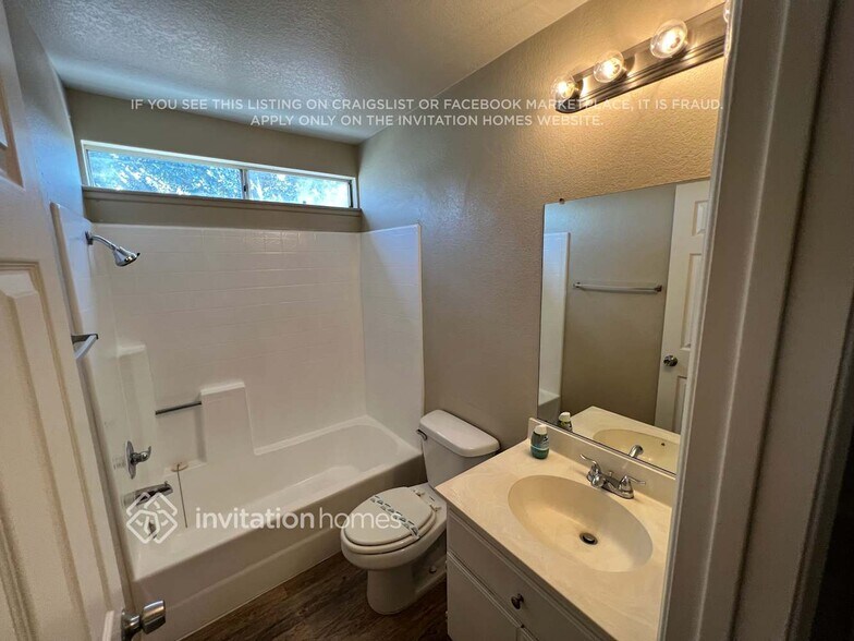 Building Photo - 8770 Buckeye Ct