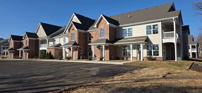Building Photo - Chestnut - 2Br/2Ba Rental Home - Second Floor