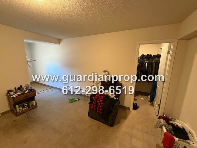 Building Photo - 7535 Cloman Way E