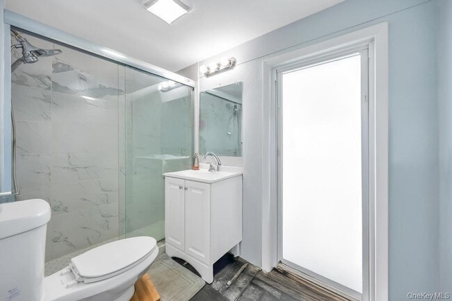 Building Photo - 10 Harrison Ave