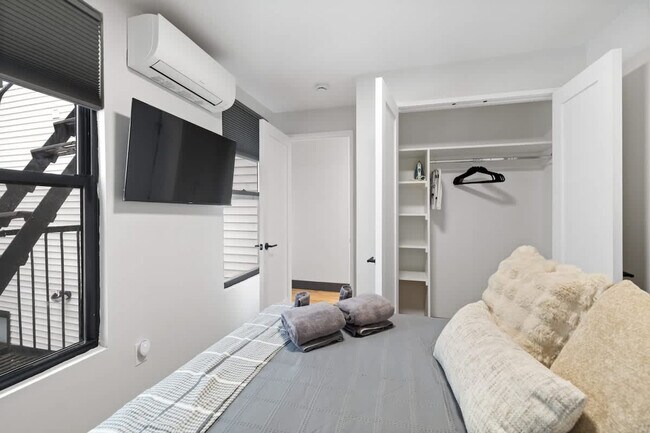 Building Photo - 115 Franklin St