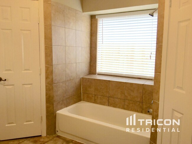 Building Photo - 3522 Campfield Ct