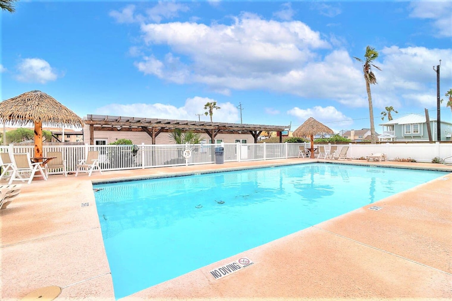 Building Photo - 1421 Eleventh Street-SI ID1023214P