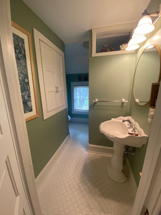 Building Photo - 1508 N Broad St