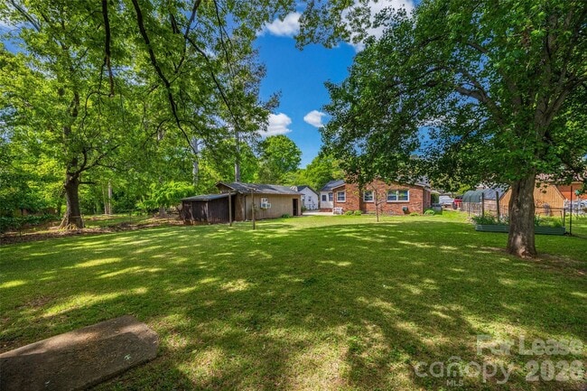 Building Photo - 4827 Harcourt Ln