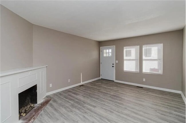 Building Photo - 919 N Piatt Ave