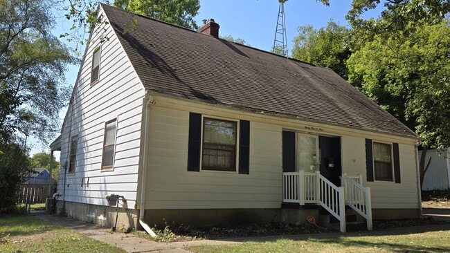 Building Photo - 3109 Beecher Rd